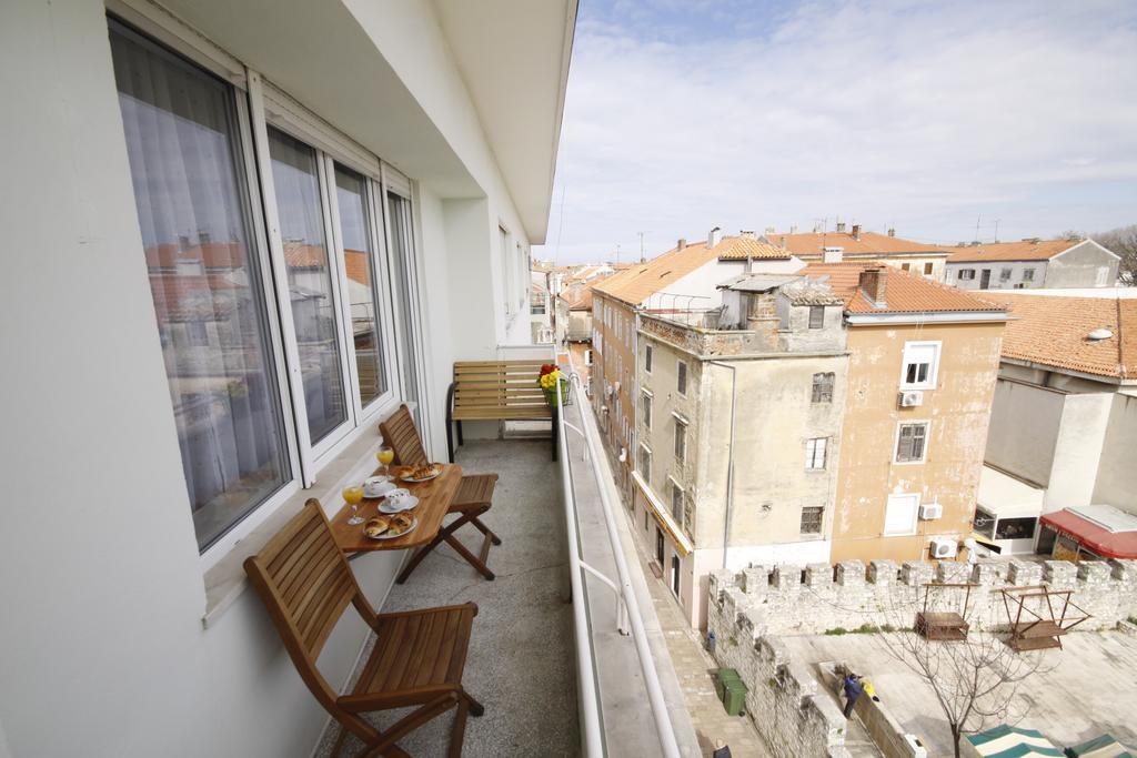 City Center Accommodation Zara Camera foto