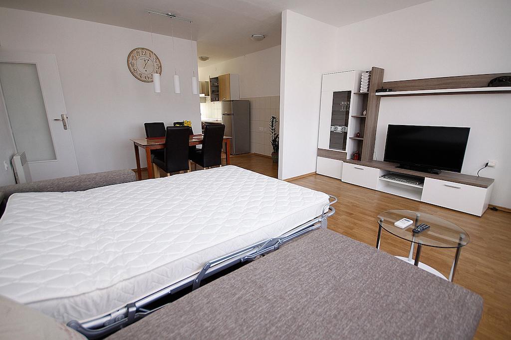 City Center Accommodation Zara Camera foto